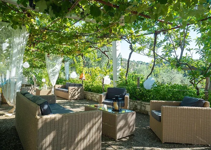Casa Colletta 3* 비에스테